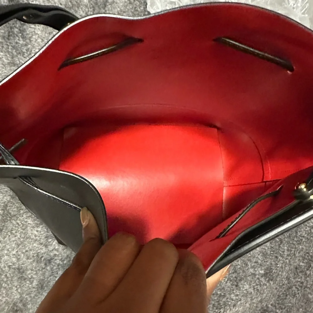 Teddy Blake Bucket Bag - Picture 2 of 5